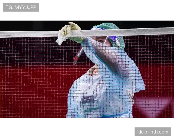 戴资颖训练完直接点外卖？这生活差距真像天和地！