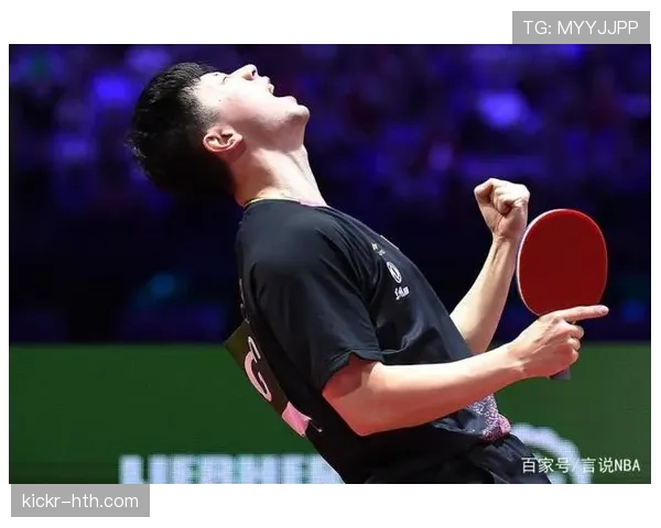 马龙比赛里像王者，回家像个永远没睡醒的邻居大叔